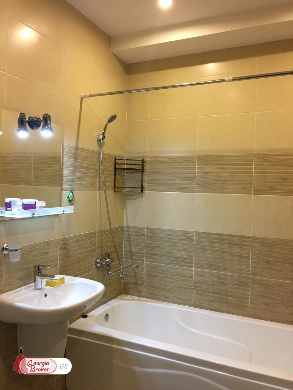 nearly repaired 3-room apartment for sale